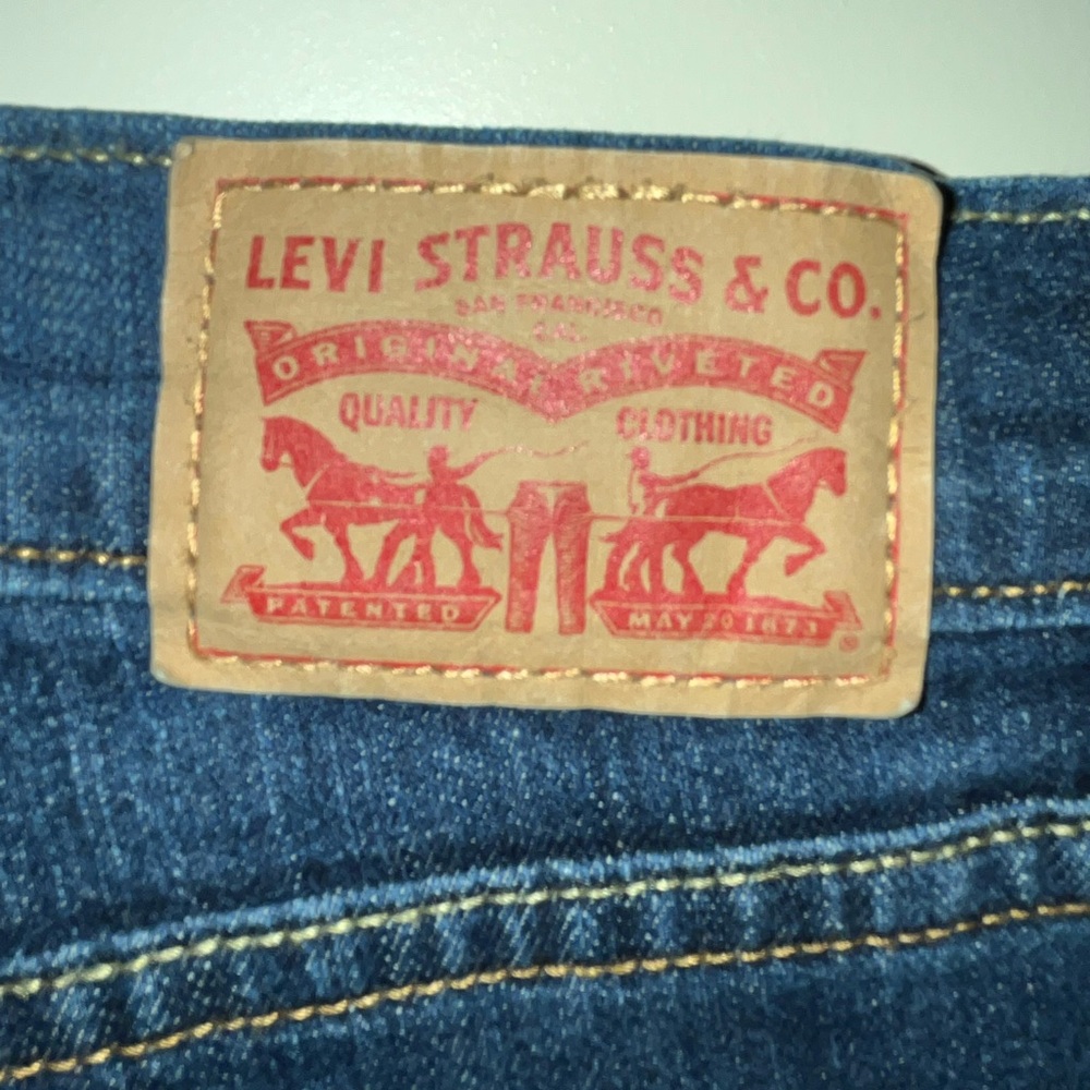 Levi's 505 Women's Straight Leg Jeans in Deep Blue - Picture 4 of 6